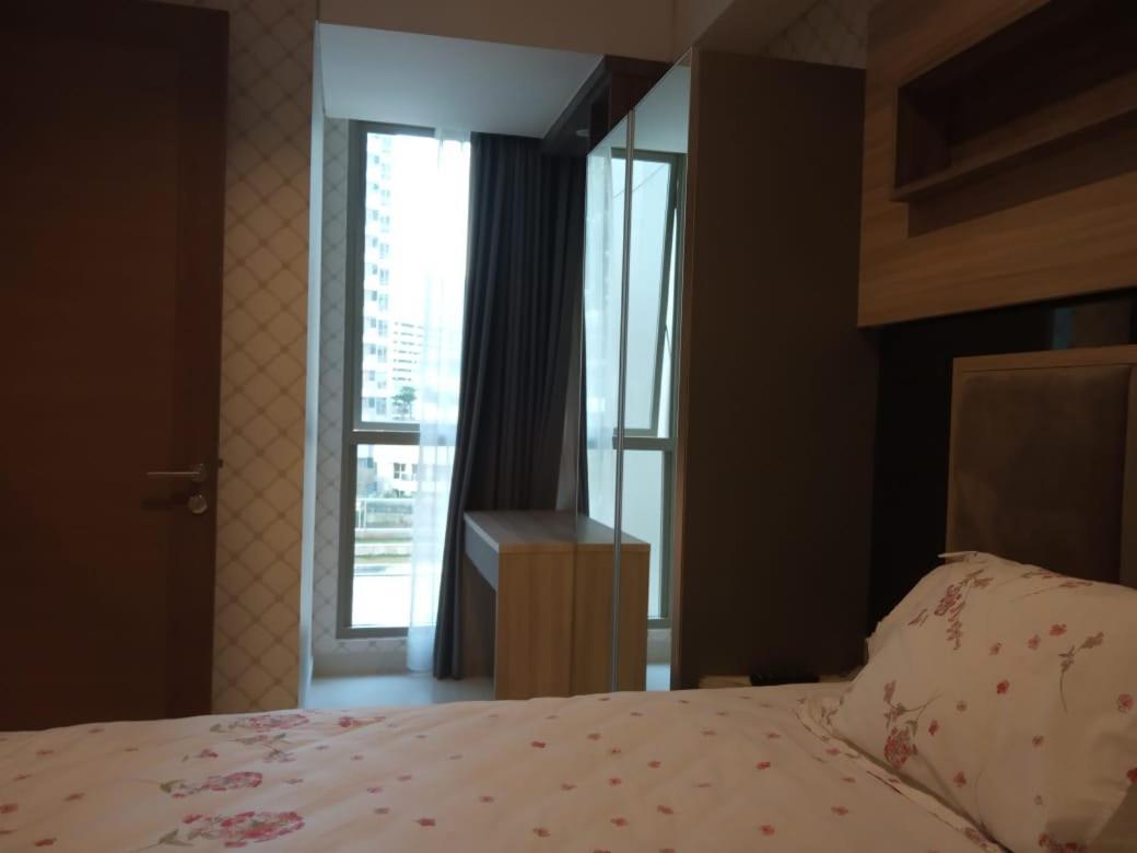 Gin Apartemen *
