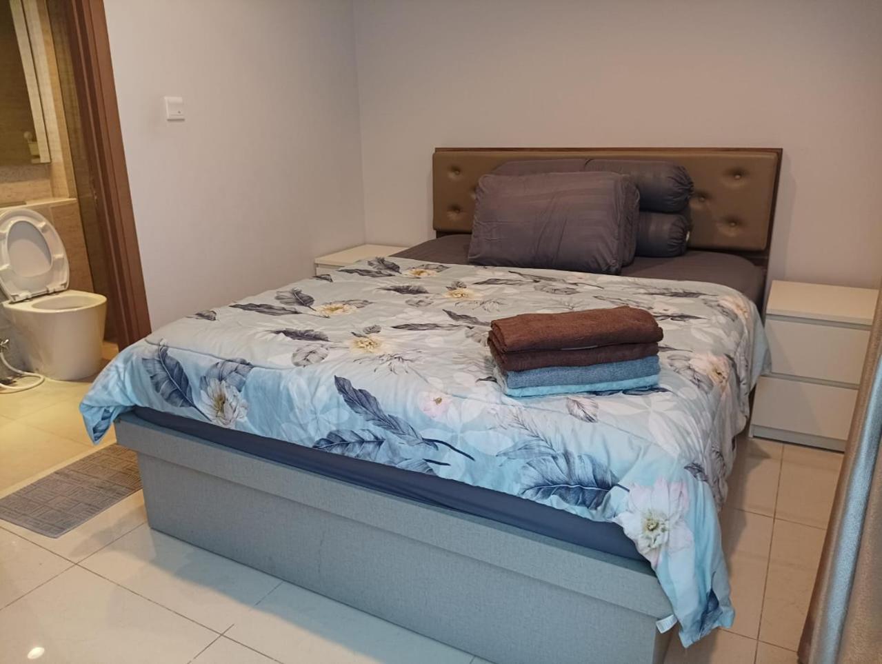 Apartemen Gin *