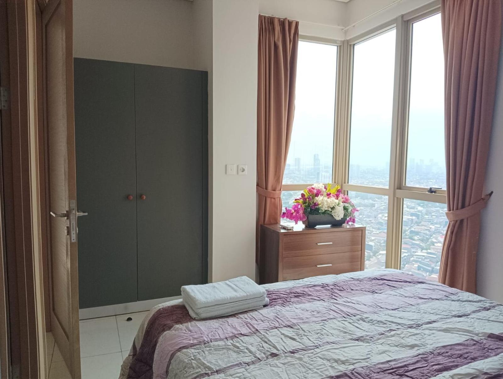 Apartemen Gin *