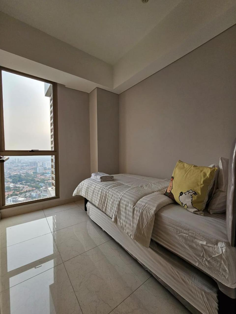 Gin Apartemen *